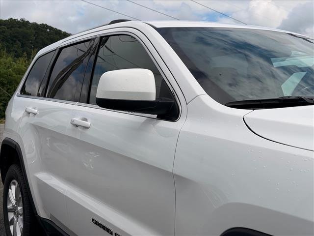 Used 2021 Bright White Clearcoat Jeep Laredo E image 7