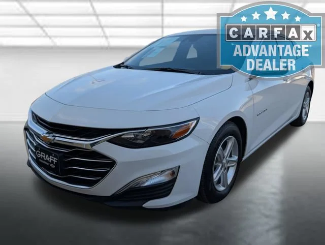 Used 2025 Summit White Chevrolet LS image 24