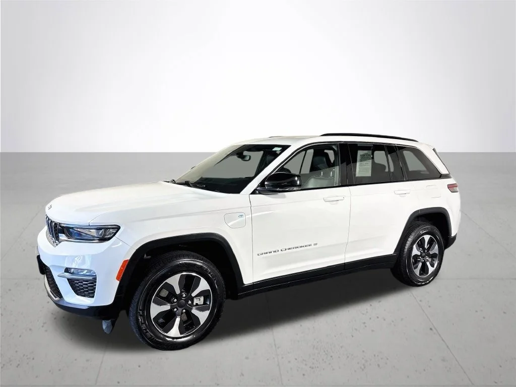 Used 2024 White Jeep 4xe image 2