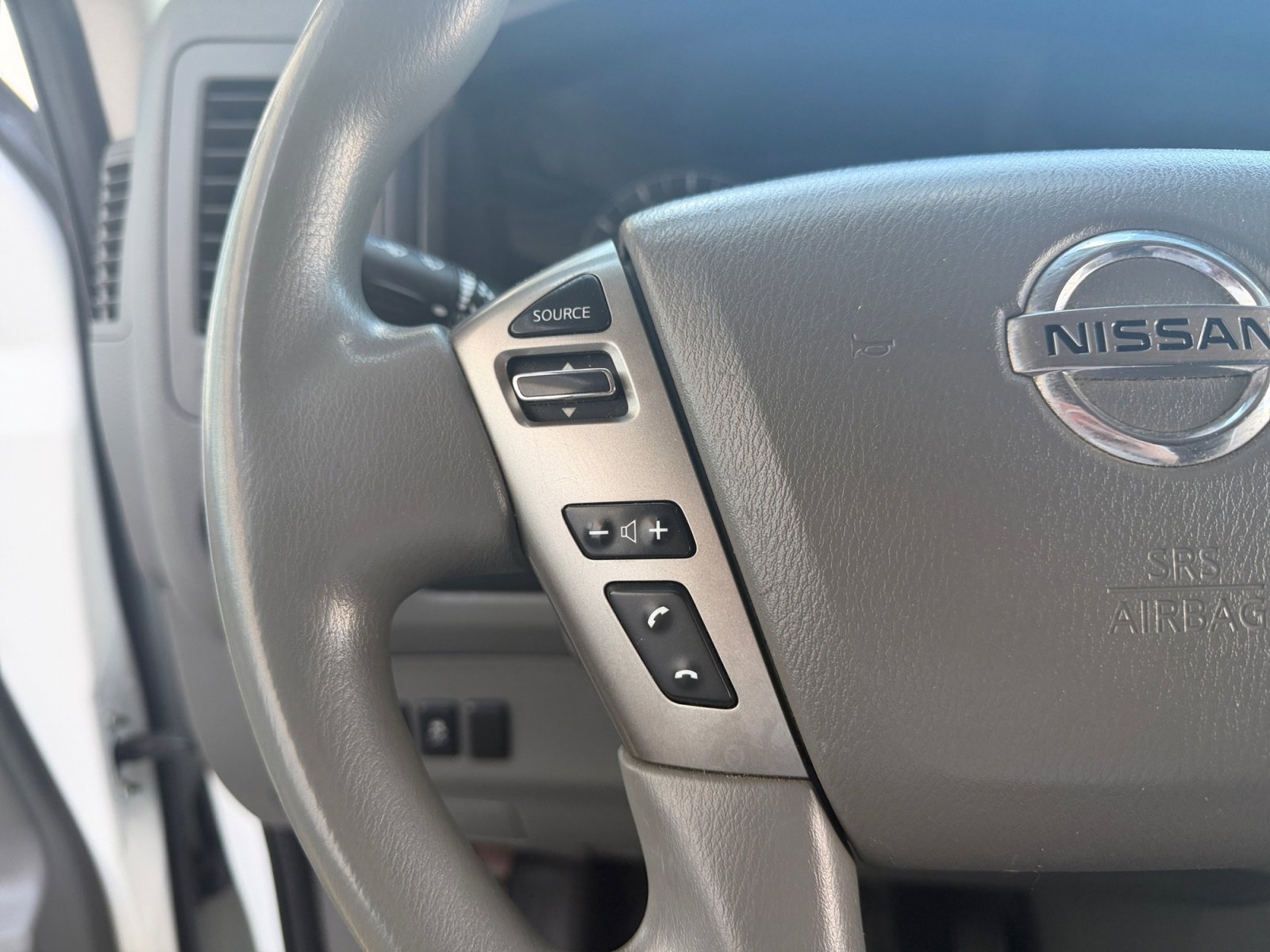 Used 2020 White Nissan SV image 11