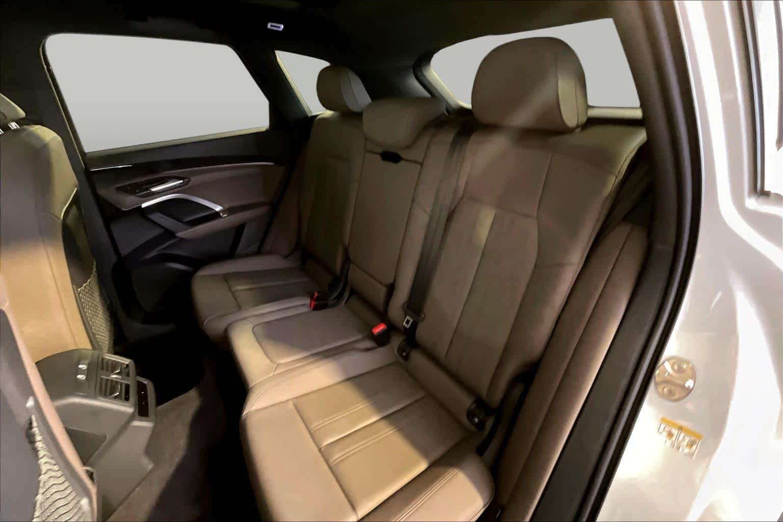 Used 2025 WHITE Audi Premium image 21