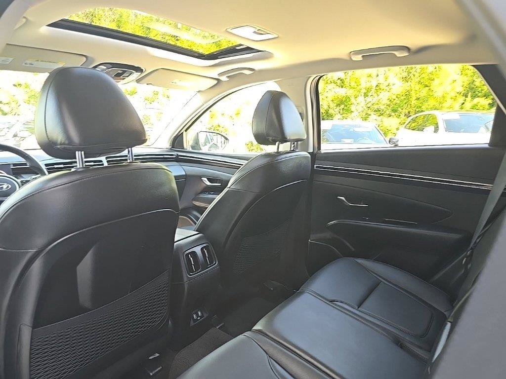 Used 2023 Black Hyundai SEL image 26