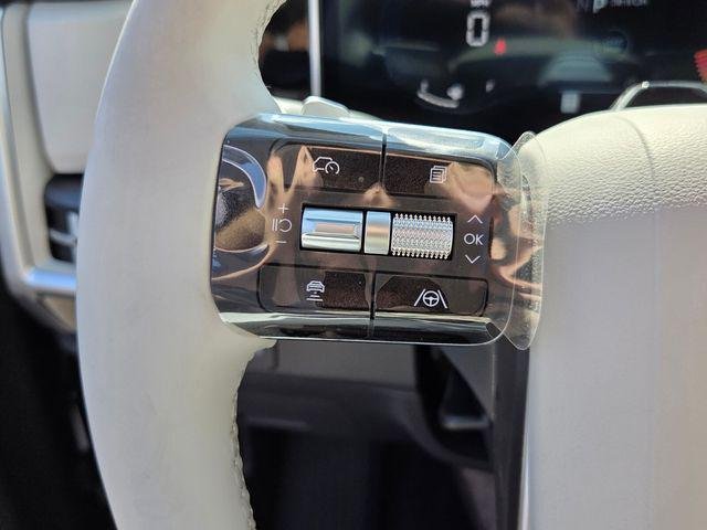 New 2027 Gray Hyundai SEL FWD image 24