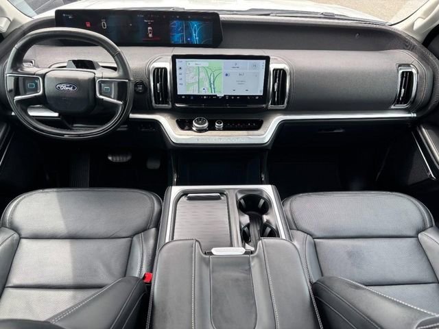 2025 Ford Expedition Platinum - Photo 12