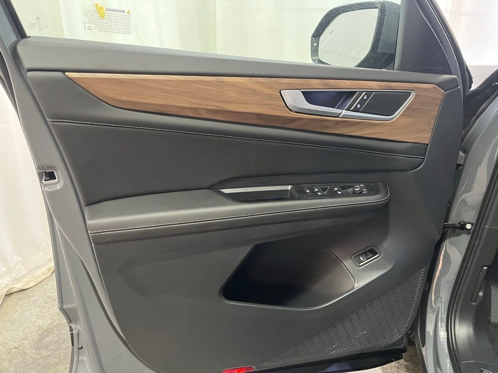 New 2026 Gray Volkswagen 2.0T SE w/Technology image 9