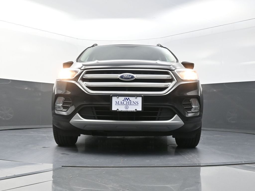 Used 2018 Black Ford SE image 24