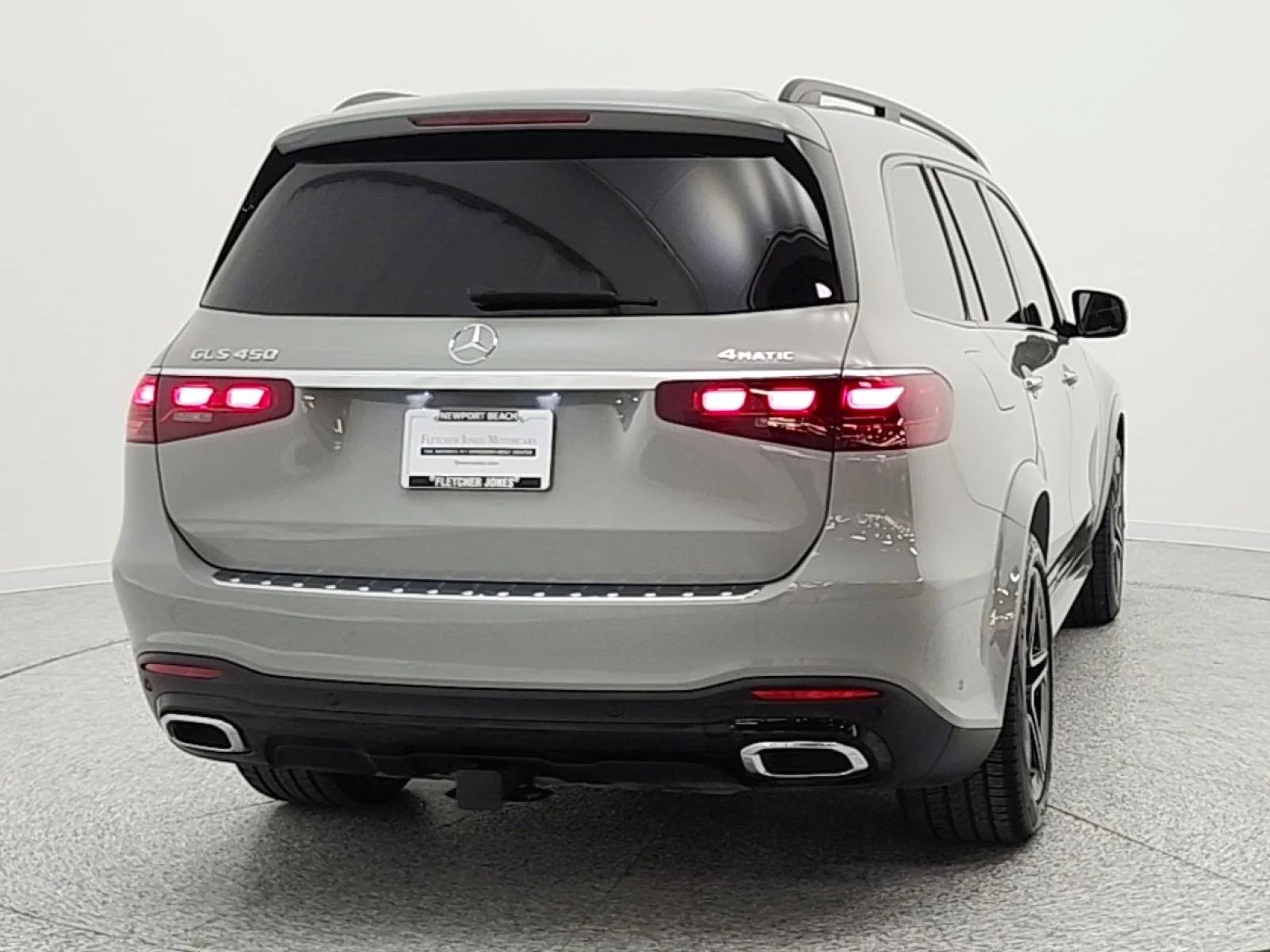 Used 2024 MANUFAKTUR Alpine Grey Mercedes-Benz GLS 450 4MATIC® SUV image 6