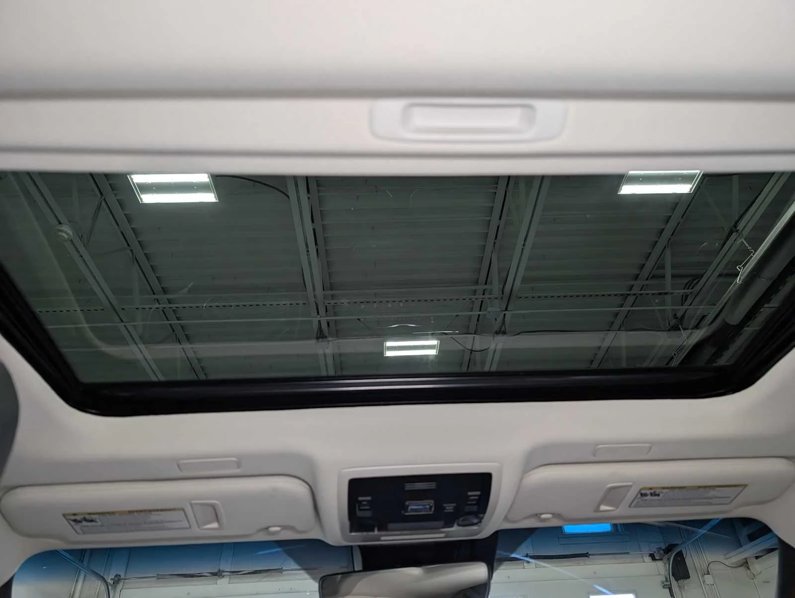 Used 2023 Iridium Lexus  image 17