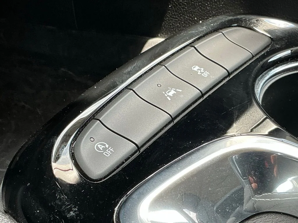 Used 2023 Black Buick Select image 42