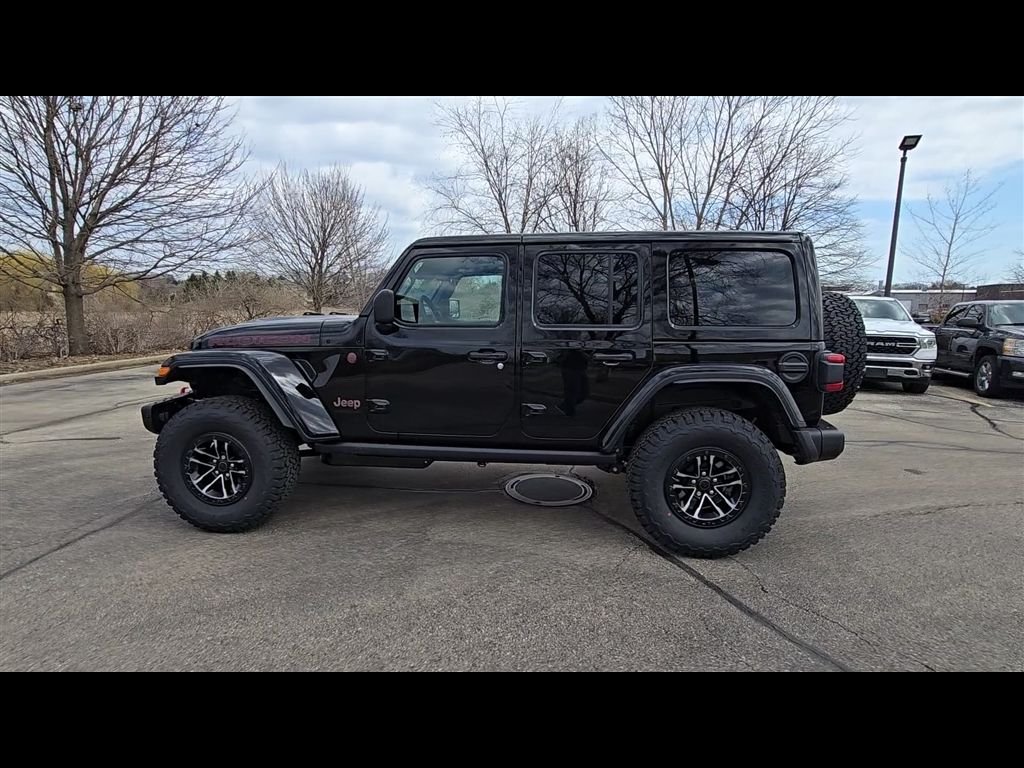 New 2026 Black Clear-Coat Exterior Paint Jeep Rubicon X image 5