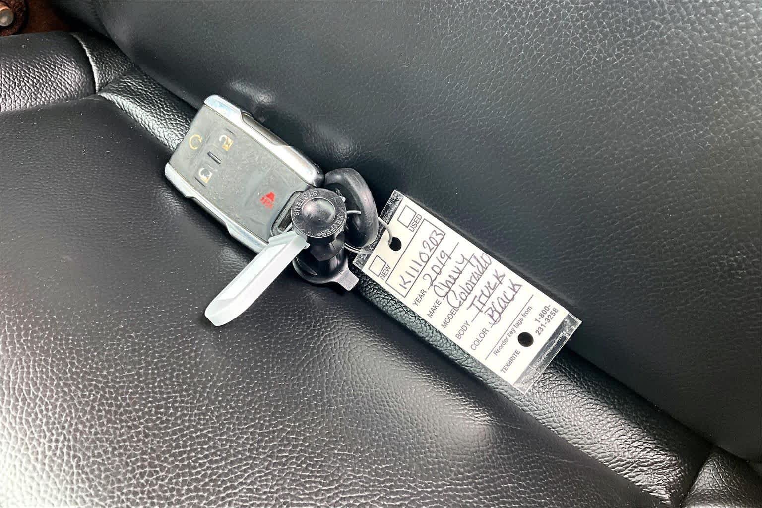 Used 2019 Black Chevrolet 4WD ZR2 image 18