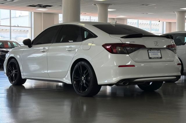 Certified Used 2025 Platinum White Pearl Honda  image 9