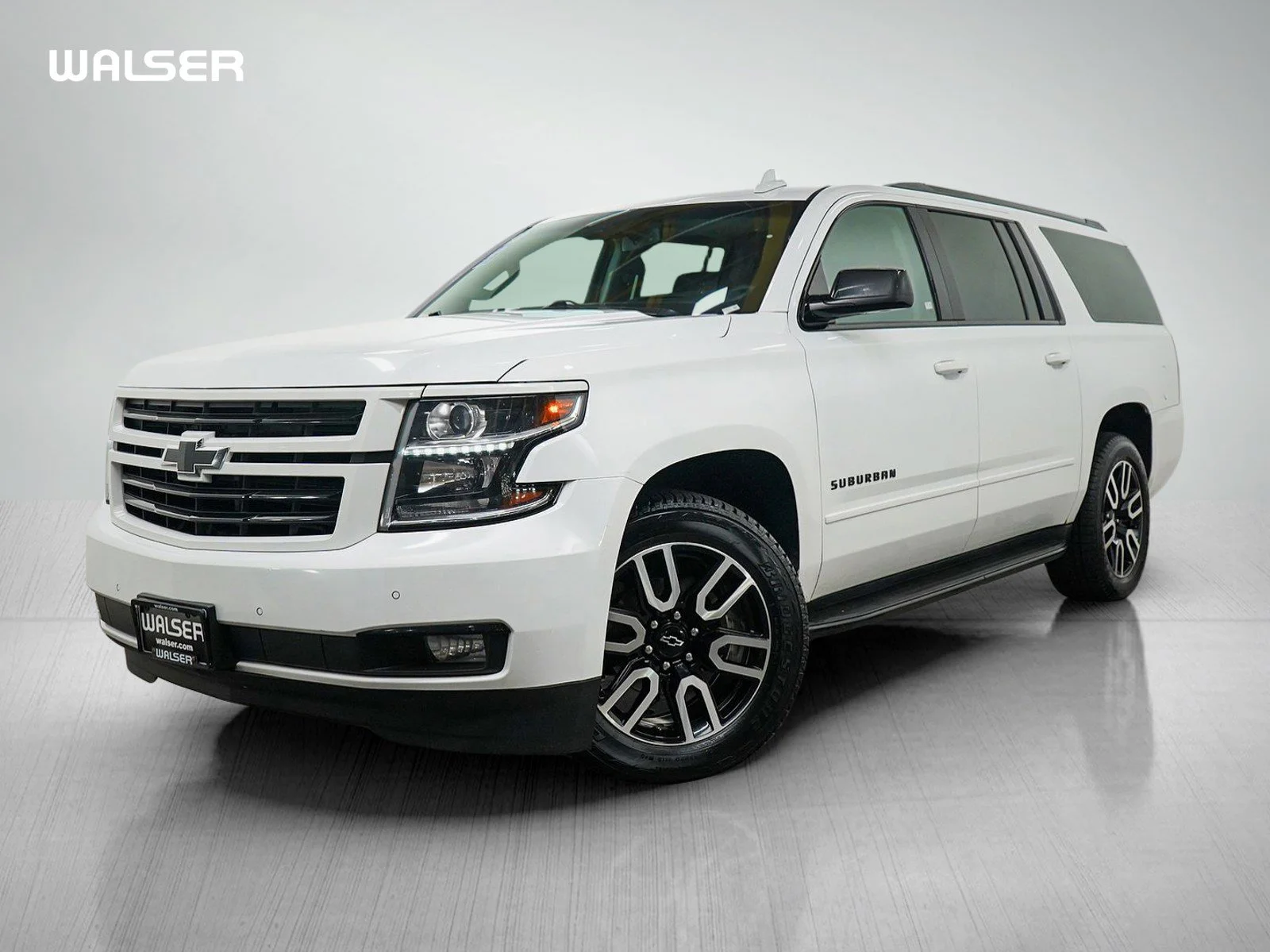 2018 Chevrolet Suburban 4WD 1500 Premier's photo