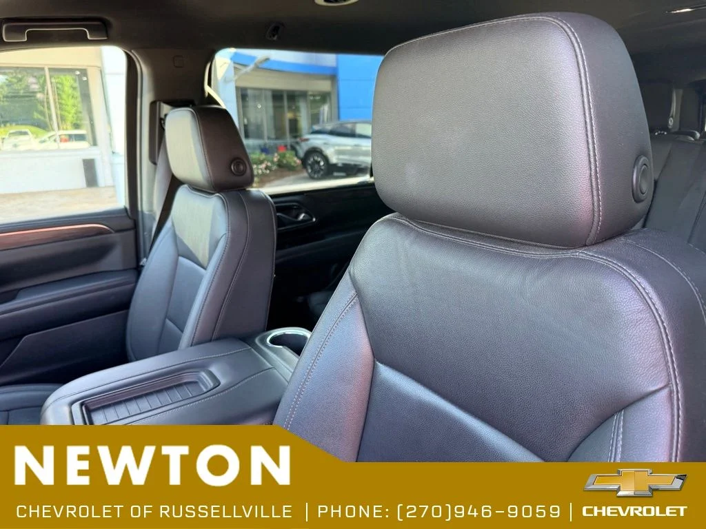 Used 2022 Summit White Chevrolet LT image 16