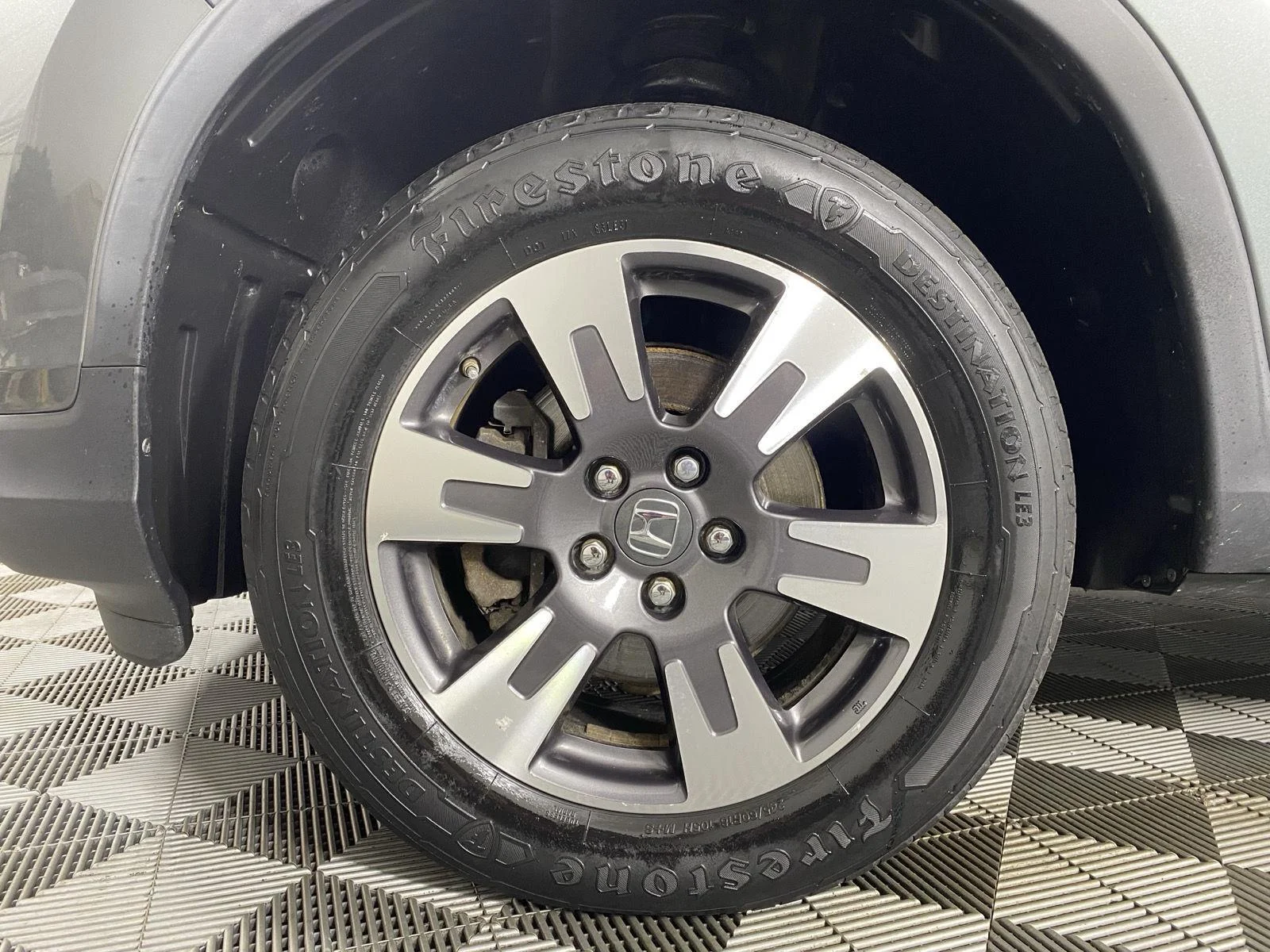 Used 2019 Forest Mist Metallic Honda RTL image 10