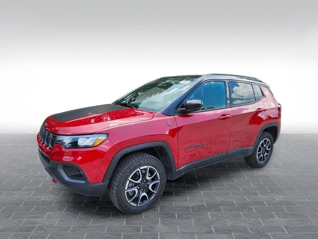 Used 2025 Red Jeep Trailhawk image 3