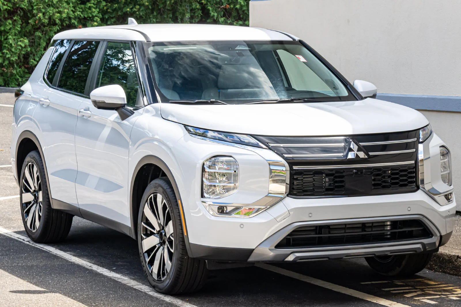 New 2026 White Mitsubishi SE 1.5T 2WD image 14