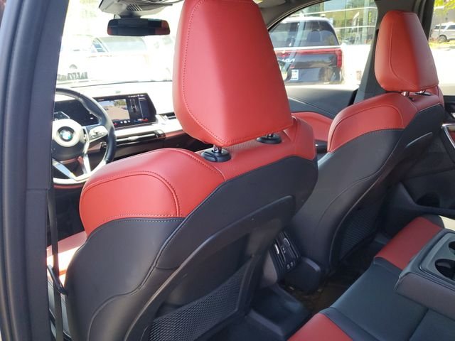 Used 2024 Black Sapphire Metallic BMW xDrive28i image 14