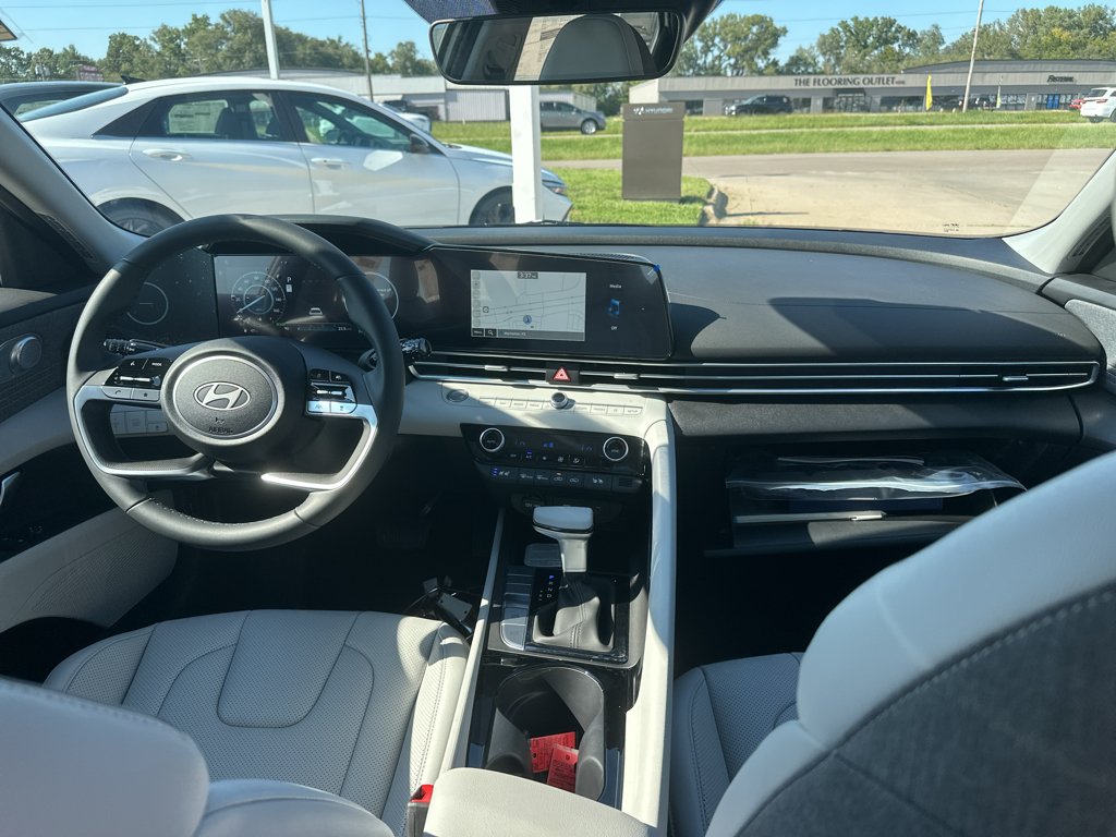 New 2026 Serenity White Hyundai Limited image 3