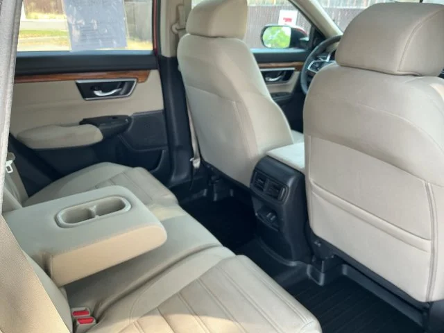 Used 2017  Honda EX image 27