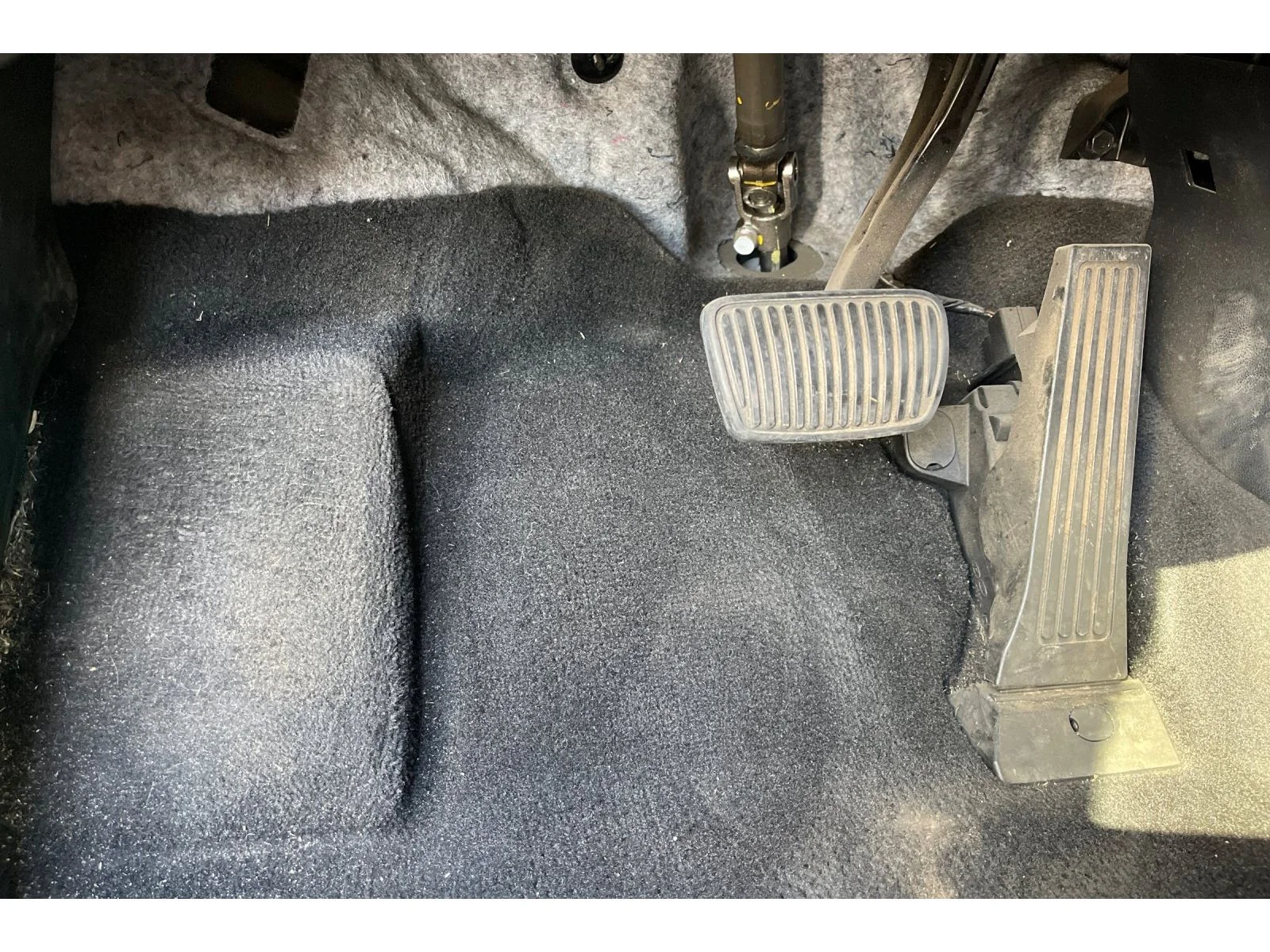 Used 2022 Phantom Black Hyundai SEL image 42