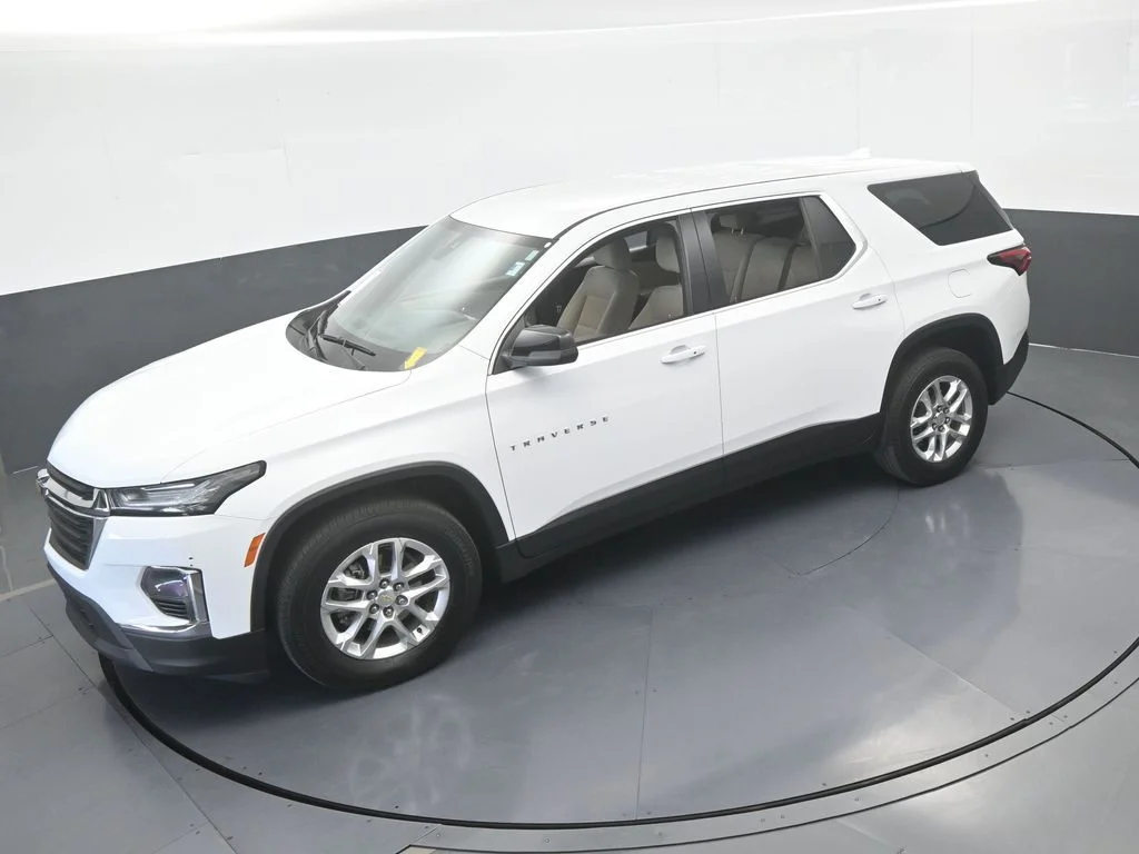 Used 2022 Summit White Chevrolet LS image 44