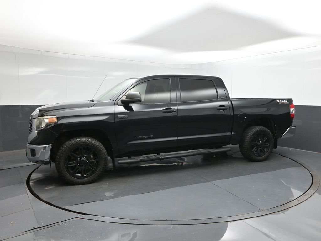 Used 2019 Black Toyota SR5 image 27