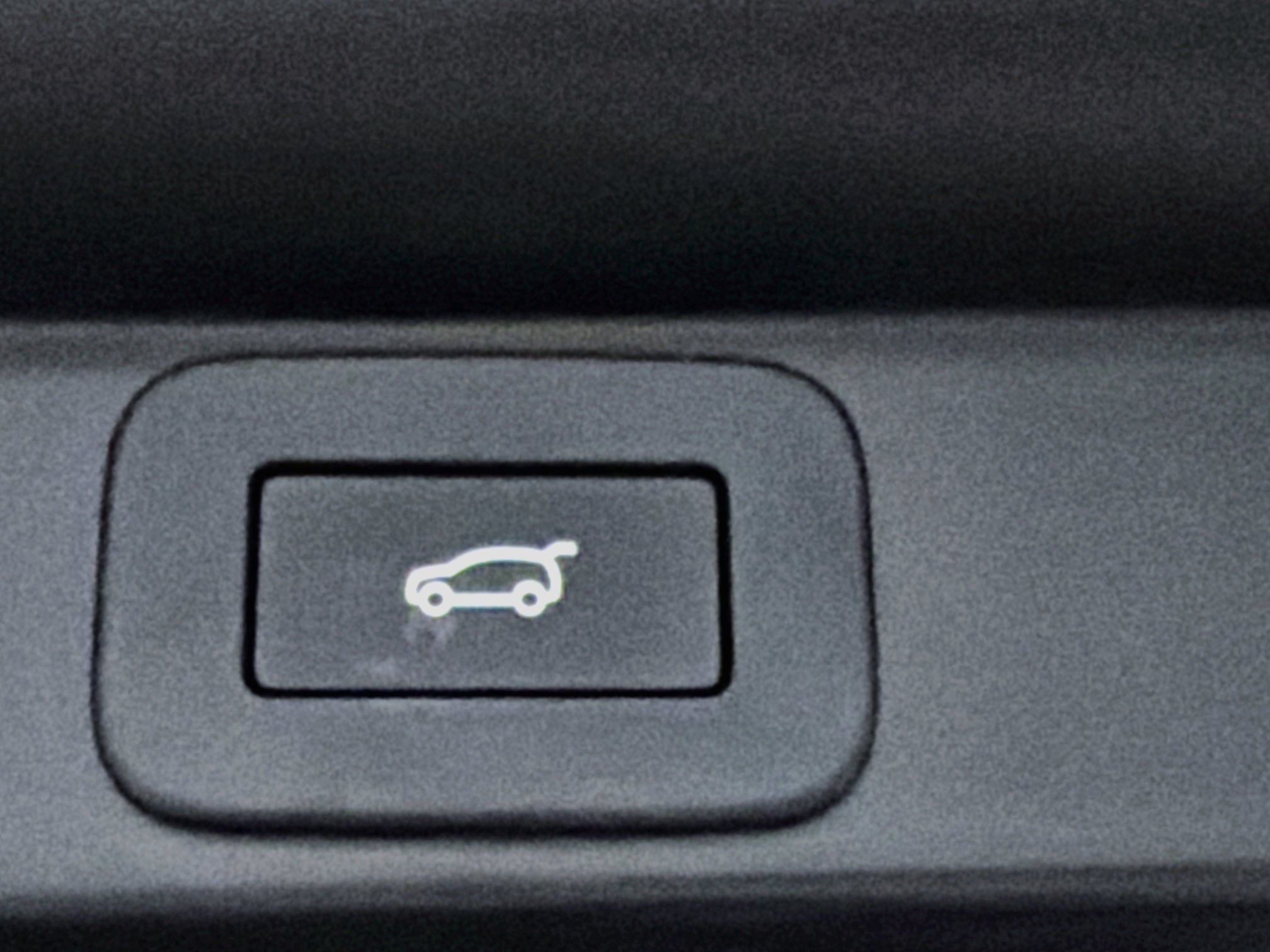 New 2027 Fuji White LAND ROVER  image 13