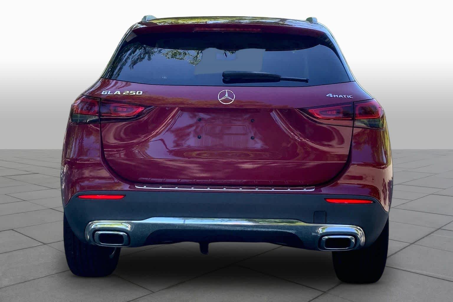Used 2021 Patagonia Red Metallic Mercedes-Benz GLA 250 image 4