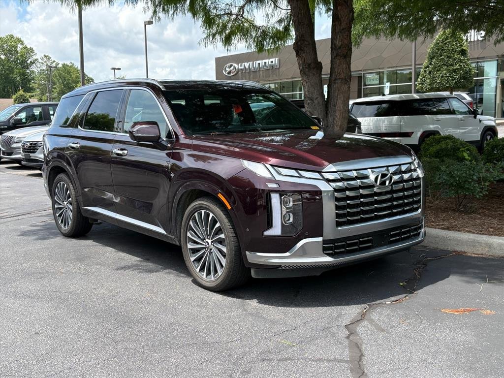 Used 2024 Sierra Burgundy Hyundai Calligraphy image 1