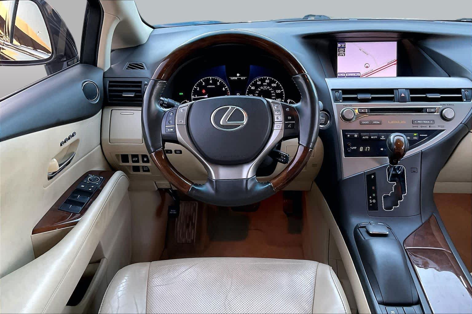 Used 2013 Fire Agate Lexus  image 4