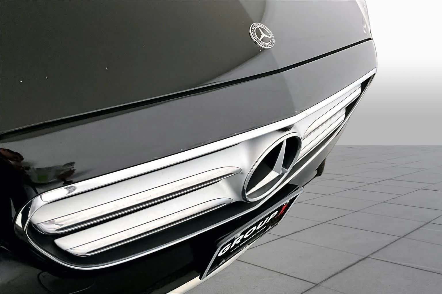 Used 2020 Black Mercedes-Benz E 350 image 29