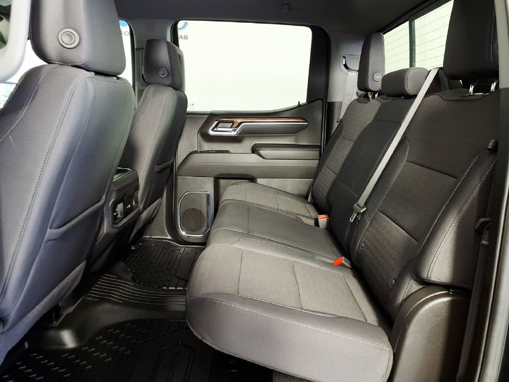 Used 2024 Black Chevrolet LT image 9