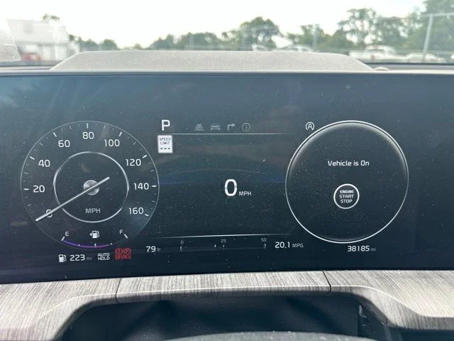 Used 2024 Silver Kia SX image 8