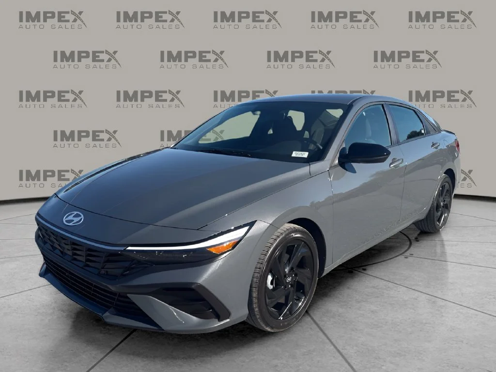 Used 2026 Gray Hyundai SEL Sport image 1