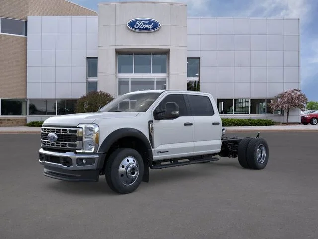 2026 Ford F-550 XLT 4x4 Crew Cab 179-In DRW's photo