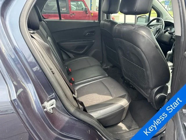 Used 2018 Storm Blue Metallic Chevrolet LT image 8