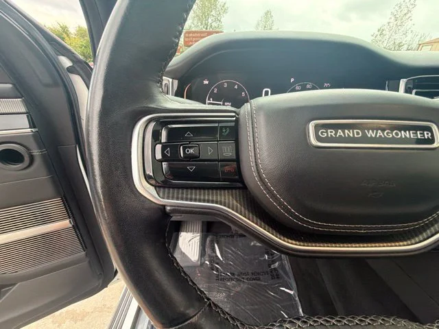 Used 2022 White Jeep Series II image 31