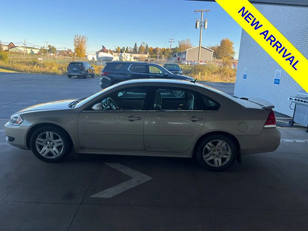 Used 2011 Chevrolet Impala LT with VIN 2G1WB5EK8B1334546 for sale in Marlette, MI