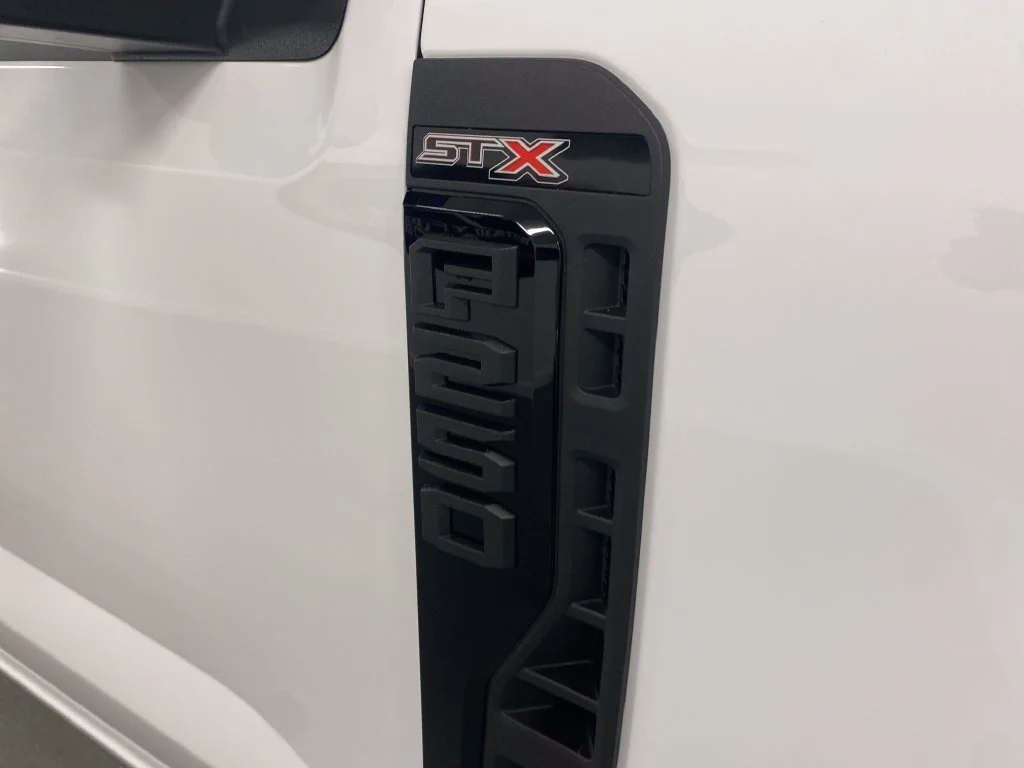 New 2027 White Ford XL image 6
