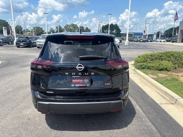Used 2025 Black Nissan SV image 6