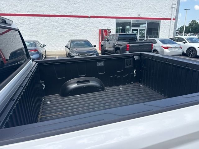 Used 2025  Toyota SR5 image 14