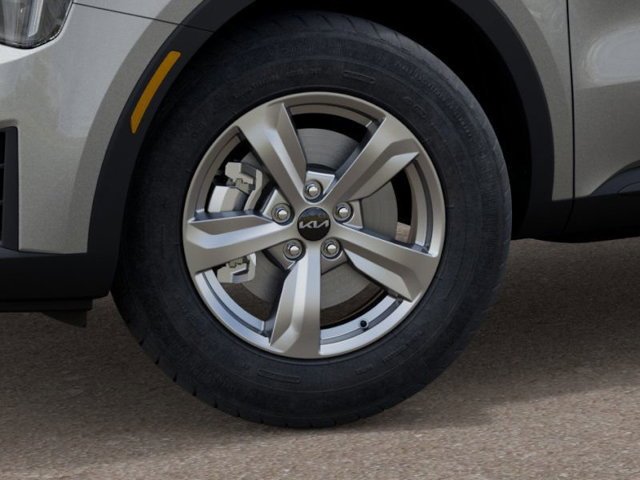 Used 2026 White Kia LX image 9
