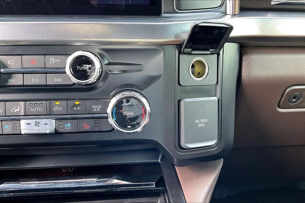 New 2026 Ford Super Duty F-250 King Ranch 4D Crew Cab
