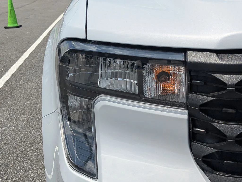 New 2026 Space White Metallic Ford XL image 10