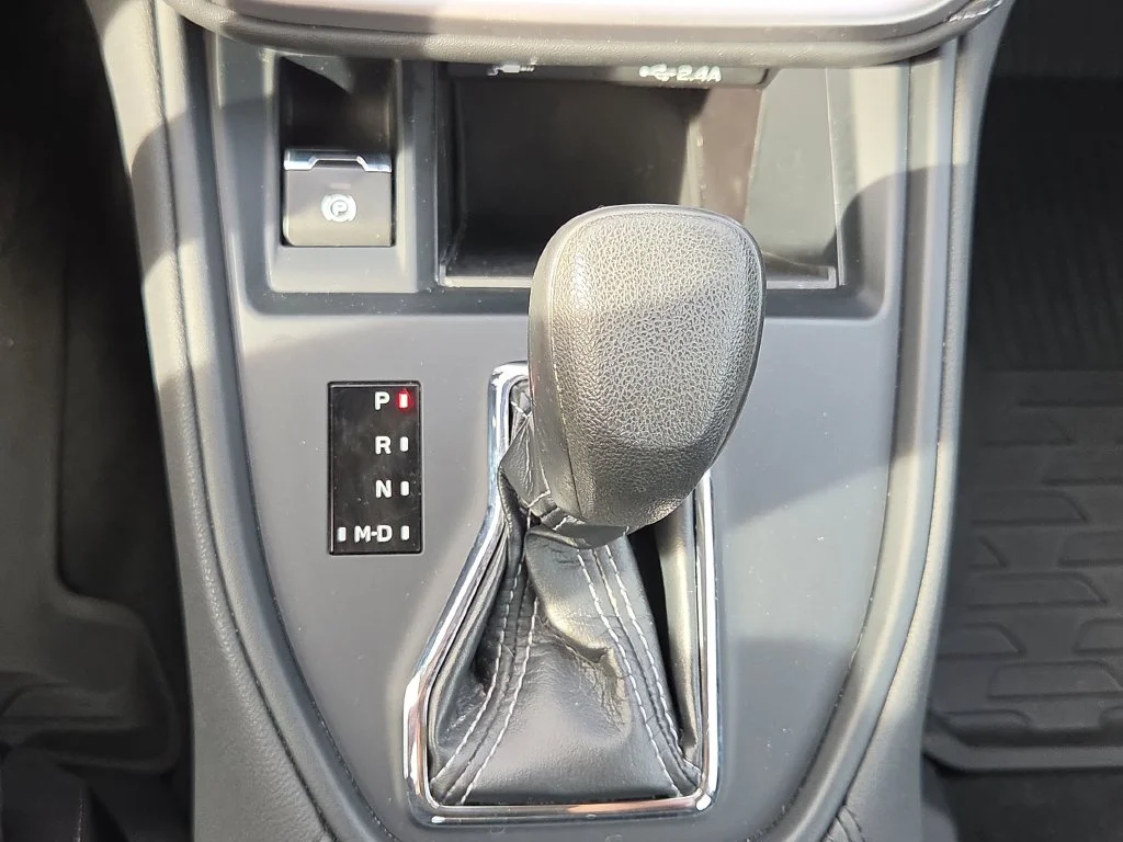 Used 2023 Black Subaru 2.5i image 38