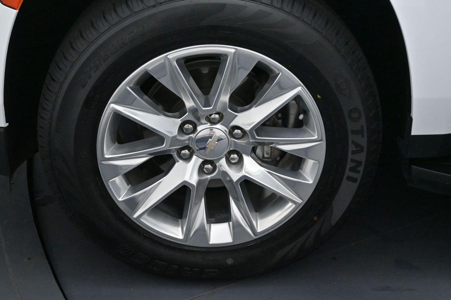 Used 2024 Summit White Chevrolet Premier image 42