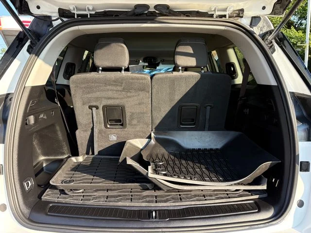 Used 2024 Bright White Clearcoat Jeep Laredo image 25