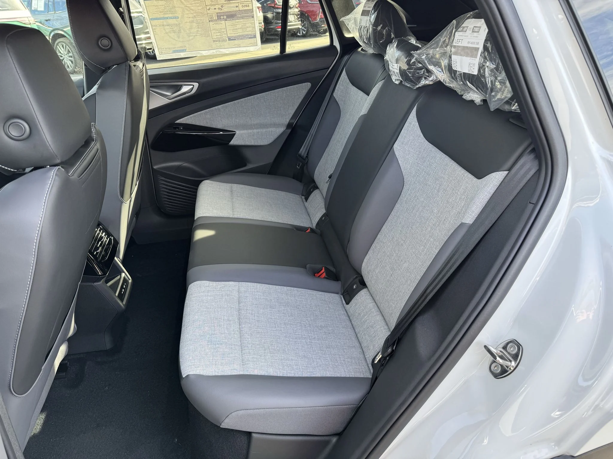 New 2026 Opal White Pearl Volkswagen Pro image 30