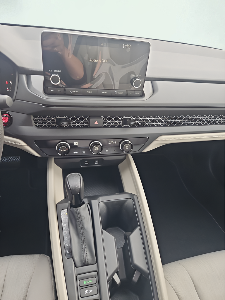 2025 Honda Accord LX - Photo 14